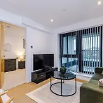 Lejlighed Flat 27 Axis - 2 Bed, Modern Apartment, Free Parking
