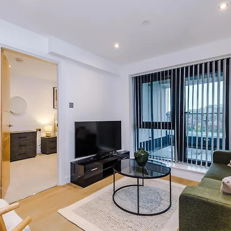 Apartment Flat 27 Axis - 2 Bed, Modern Apartment, Free Parking