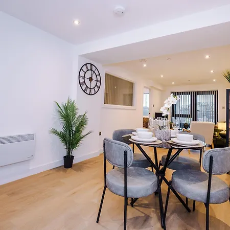 Flat 27 Axis - 2 Bed, Modern Apartment, Free Parking Lejlighed *