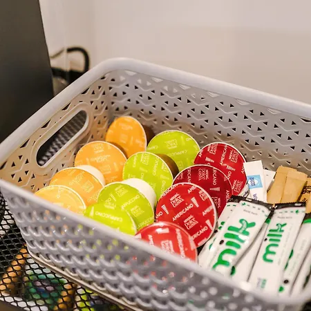 Flat 27 Axis - 2 Bed, Modern Apartment, Free Parking Leeds (West Yorkshire)